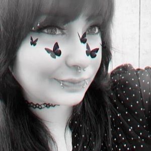 Meet your Posher, Jade